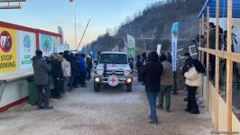 BQXK-nın daha üç avtomobili Laçın yolundan maneəsiz hərəkət edib (FOTO)