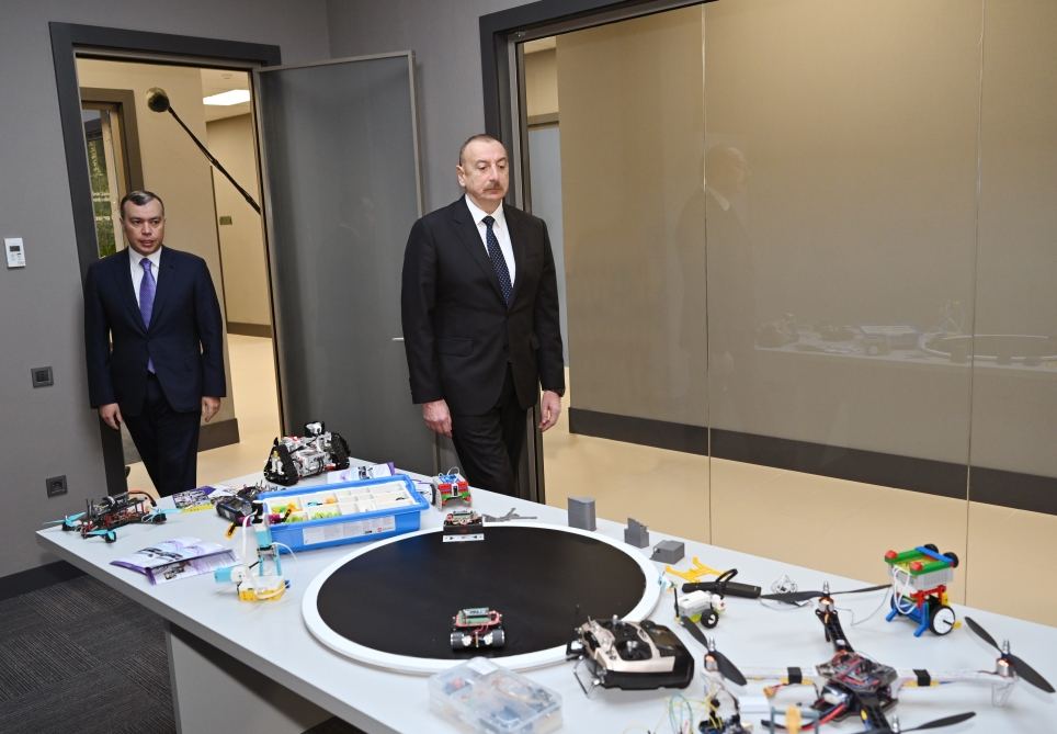 Prezident İlham Əliyev Bakıda 5 saylı DOST Mərkəzinin açılışında iştirak edib (FOTO) (YENİLƏNİB)