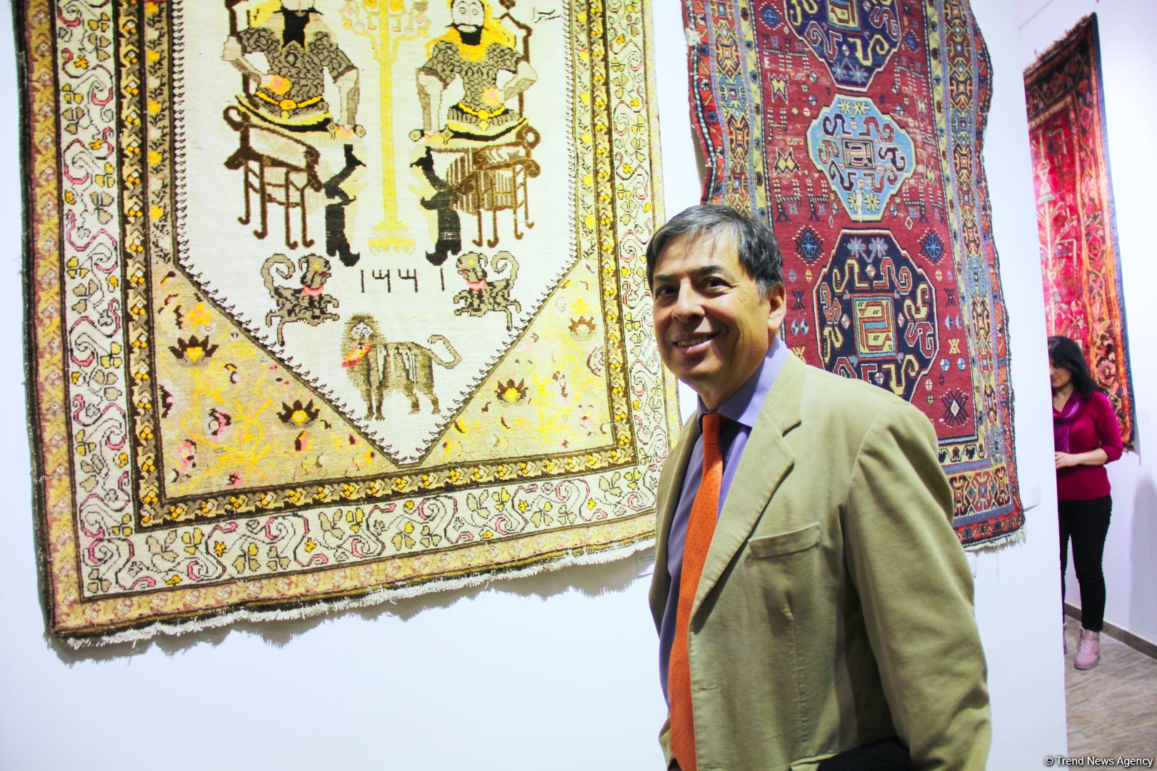 İçərişəhər Qarabağ xalçaları ilə - Yeni il gözəl əhval-ruhiyyə ilə (FOTO)