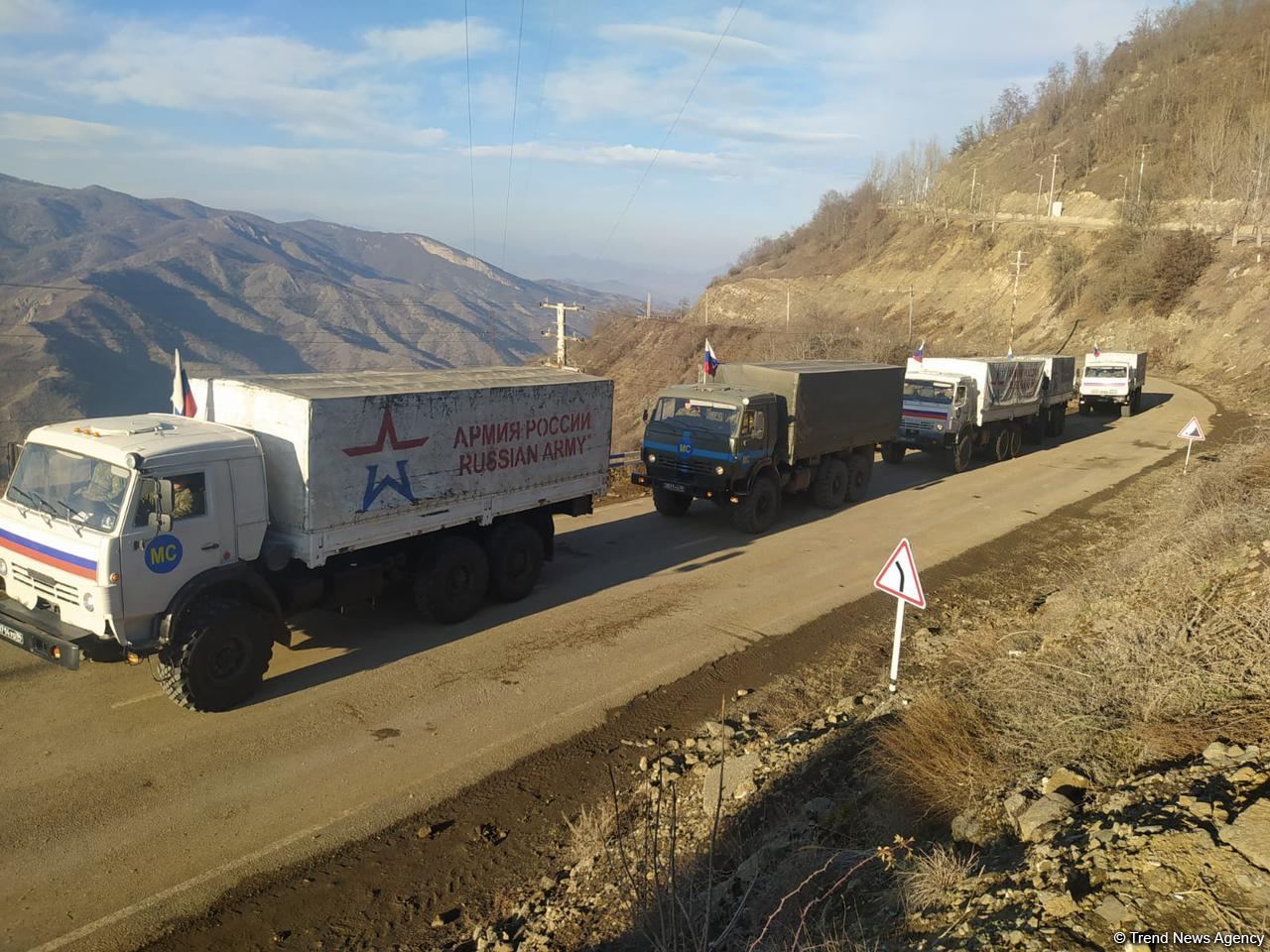 Sülhməramlılara aid daha 5 yük avtomobili Laçın yolundan keçib (FOTO)