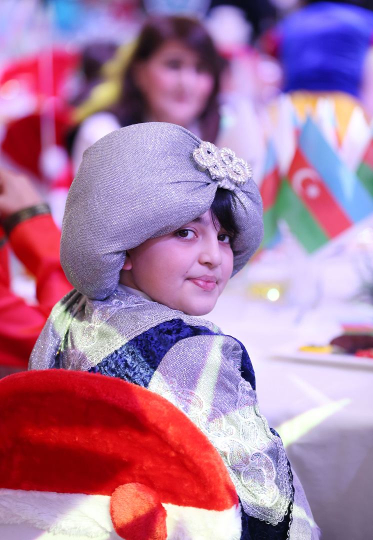 Heydər Əliyev Fondu uşaqlar üçün bayram şənliyi təşkil edib (FOTO)