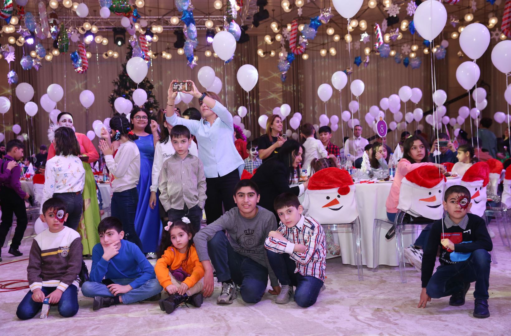 Heydər Əliyev Fondu uşaqlar üçün bayram şənliyi təşkil edib (FOTO)