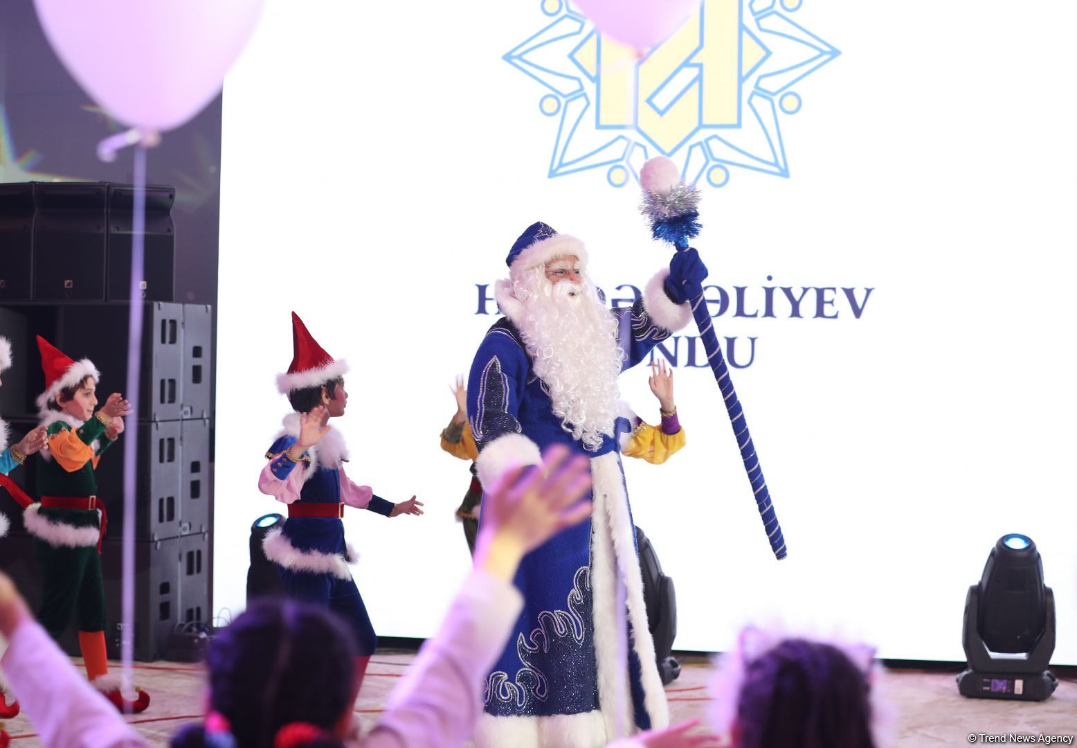 Heydər Əliyev Fondu uşaqlar üçün bayram şənliyi təşkil edib (FOTO)