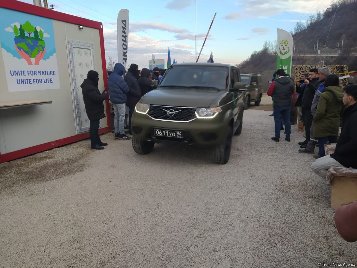 Sülhməramlılara məxsus 4 minik avtomobili Laçın yolundan maneəsiz hərəkət edib (FOTO)