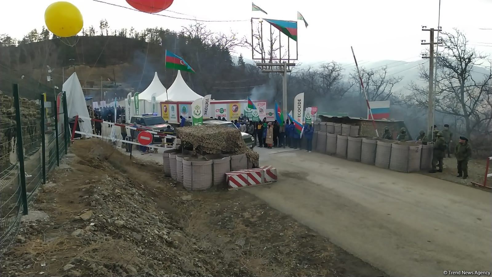Sülhməramlılara aid daha 2 minik avtomobili Laçın yolundan maneəsiz keçib (FOTO/VİDEO)