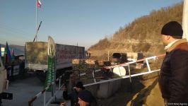 Sülhməramlılara aid avtomobillər Laçın yolundan maneəsiz keçib (FOTO/VİDEO)