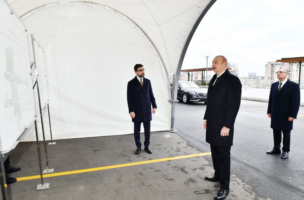 Prezident İlham Əliyev Bakıda Mərkəzi Parkın ikinci hissəsinin açılışında iştirak edib (FOTO/VİDEO) (YENİLƏNİB)
