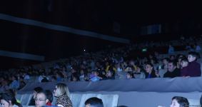 Heydər Əliyev Sarayında uşaqlar üçün tamaşa keçirilib (FOTO/VİDEO)