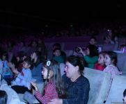Heydər Əliyev Sarayında uşaqlar üçün tamaşa keçirilib (FOTO/VİDEO)