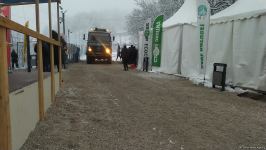 Sülhməramlılara aid 2 hərbi avtomobil Laçın yolundan keçib (FOTO/VİDEO)