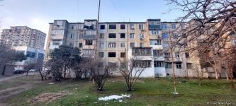 Bakının bu rayonunda yaşayış binası sökülür (FOTO)
