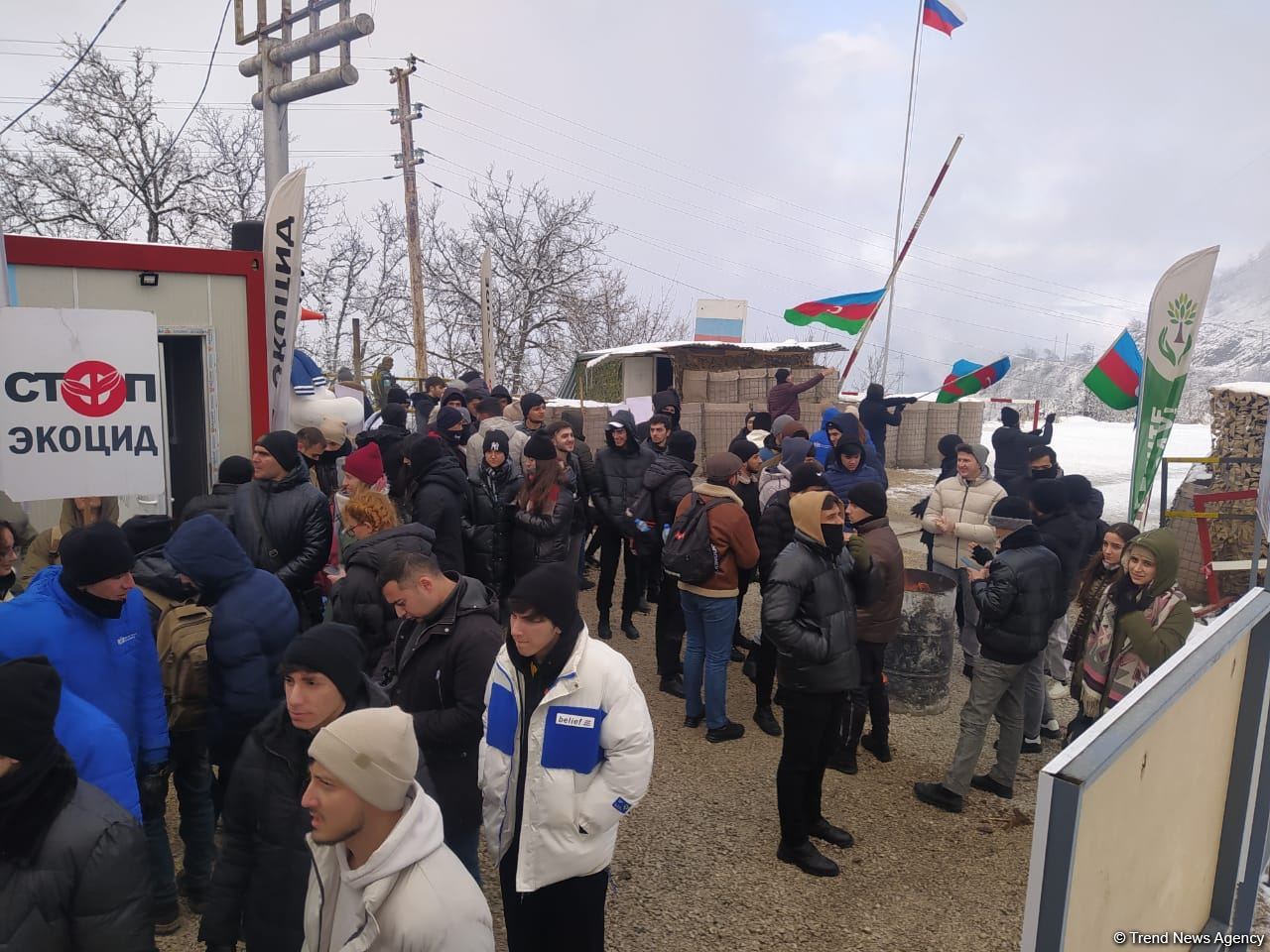 Laçın-Xankəndi yolunda aksiya qoşulanların sayı artmaqdadır (FOTO)