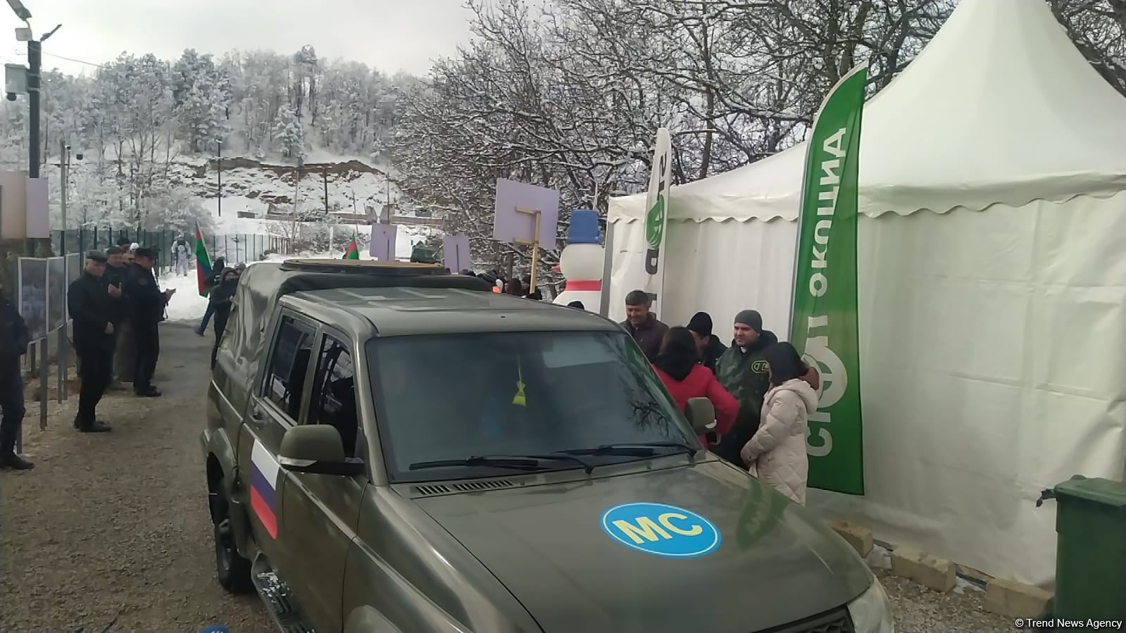 Sülhməramlılara aid 2 minik maşını Laçın yolundan maneəsiz keçib (FOTO)