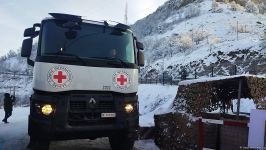 BQXK avtomobilləri Laçın yolundan maneəsiz keçib (FOTO)