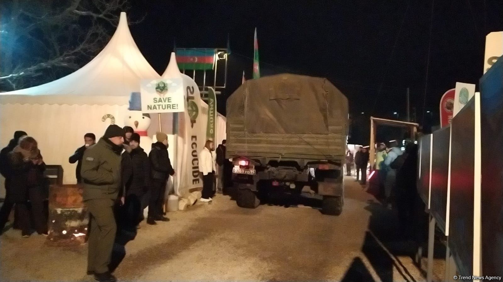 Sülhməramlılara aid daha 4 yük avtomobili Laçın yolundan maneəsiz keçib (FOTO/VİDEO)