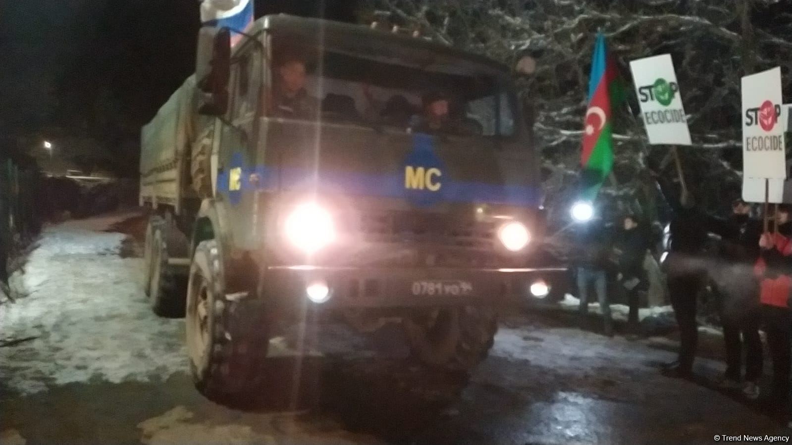Sülhməramlılara aid daha 4 yük avtomobili Laçın yolundan maneəsiz keçib (FOTO/VİDEO)