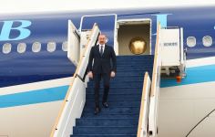 Prezident İlham Əliyev Birləşmiş Ərəb Əmirliklərinə işgüzar səfərə gəlib (FOTO/VİDEO)