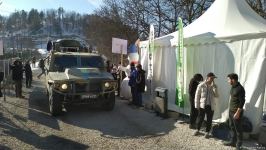 Rusiya sülhməramlılarının daha iki avtomobili Laçın yolundan keçib (FOTO/VİDEO)