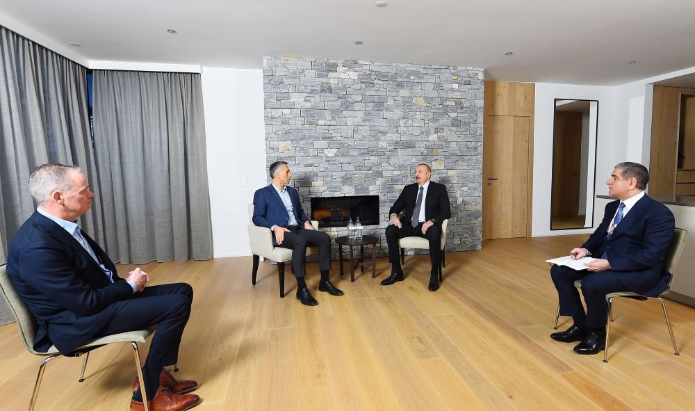 Prezident İlham Əliyevin Davosda “Signify” şirkətinin baş icraçı direktoru ilə görüşü olub (FOTO/VİDEO) (YENİLƏNİB)