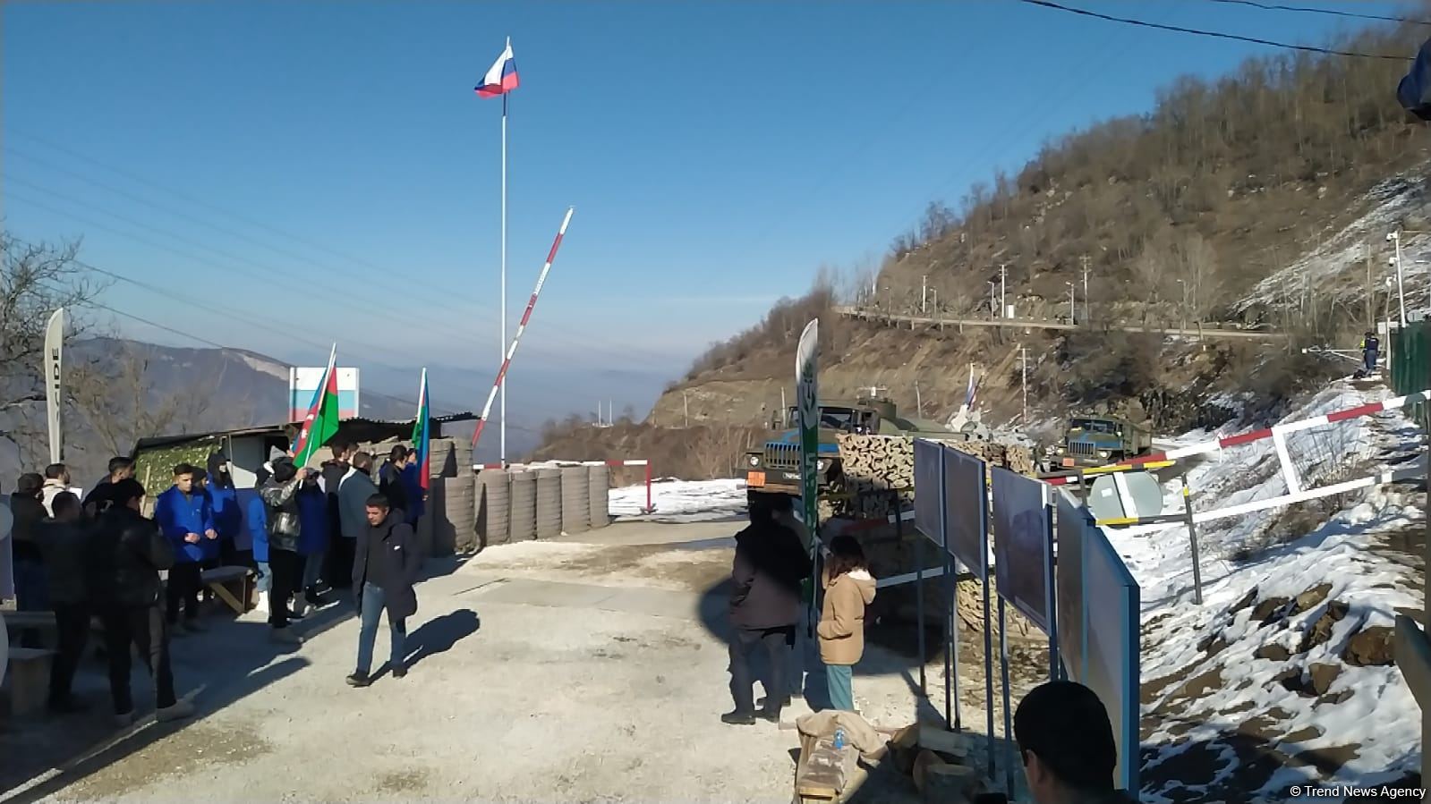 Bu gün 19 avtomobil maneəsiz Laçın yolundan keçib (FOTO)