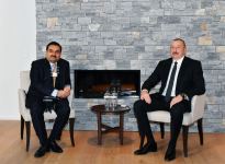 Prezident İlham Əliyev Davosda "Adani Group" şirkətinin təsisçisi və sədri ilə görüşüb (FOTO) (YENİLƏNİB)