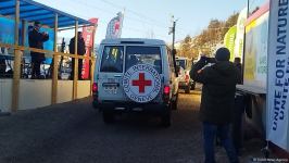 BQXK-ya məxsus avtomobillər Laçın yolundan keçib (FOTO)