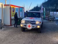 BQXK-ya məxsus avtomobillər Laçın yolundan keçib (FOTO)