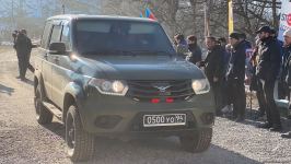 Sülhməramlılara aid 2 minik və 10 yük maşını Xankəndidən Laçın istiqamətinə keçid edib (FOTO)