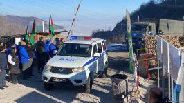 Sülhməramlılara aid 10 maşın Laçın yolundan maneəsiz keçib (FOTO)
