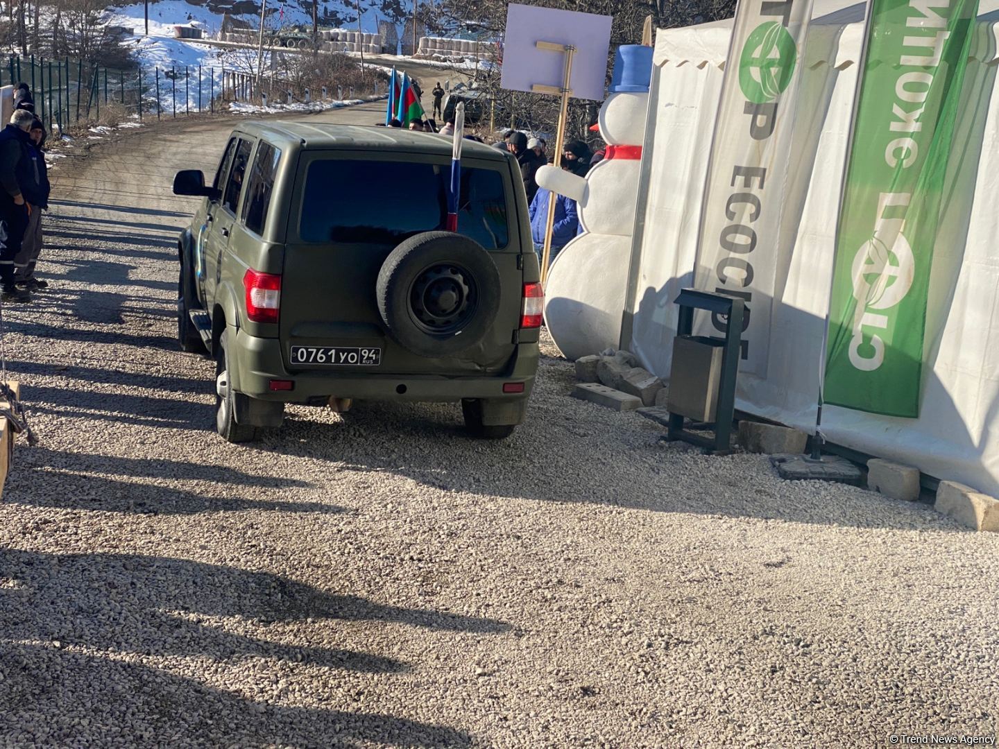 Sülhməramlılara aid minik maşını Laçın yolundan maneəsiz keçib (FOTO)