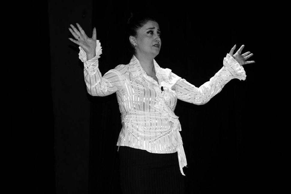 Gənc Tamaşaçılar Teatrında 20 yanvar şəhidləri anılıb (FOTO)