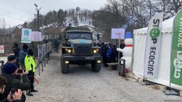 Rusiya sülhməramlılarına məxsus 14 avtomobil Laçın yolundan keçib (FOTO/VİDEO)