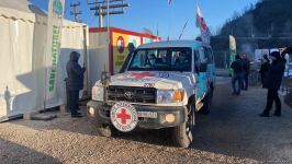 BQXK-ya məxsus avtomobillər Laçın yolundan keçib (FOTO)