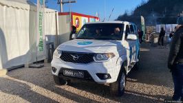 Rusiya sülhməramlılarına məxsus 2 yük və 2 minik avtomobili Laçın yolundan keçib (FOTO)