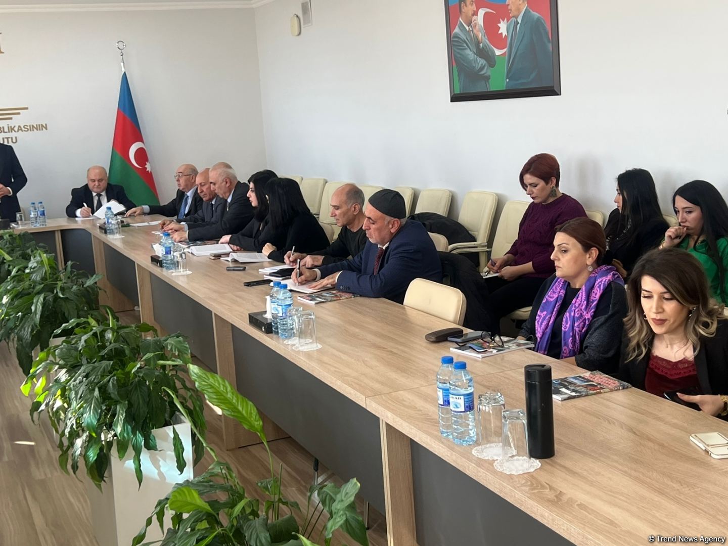 “Xalq bayramları və inancların milli-mənəvi dəyərlərimizin formalaşmasında rolu” monoqrafiyasının təqdimatı olub (FOTO)