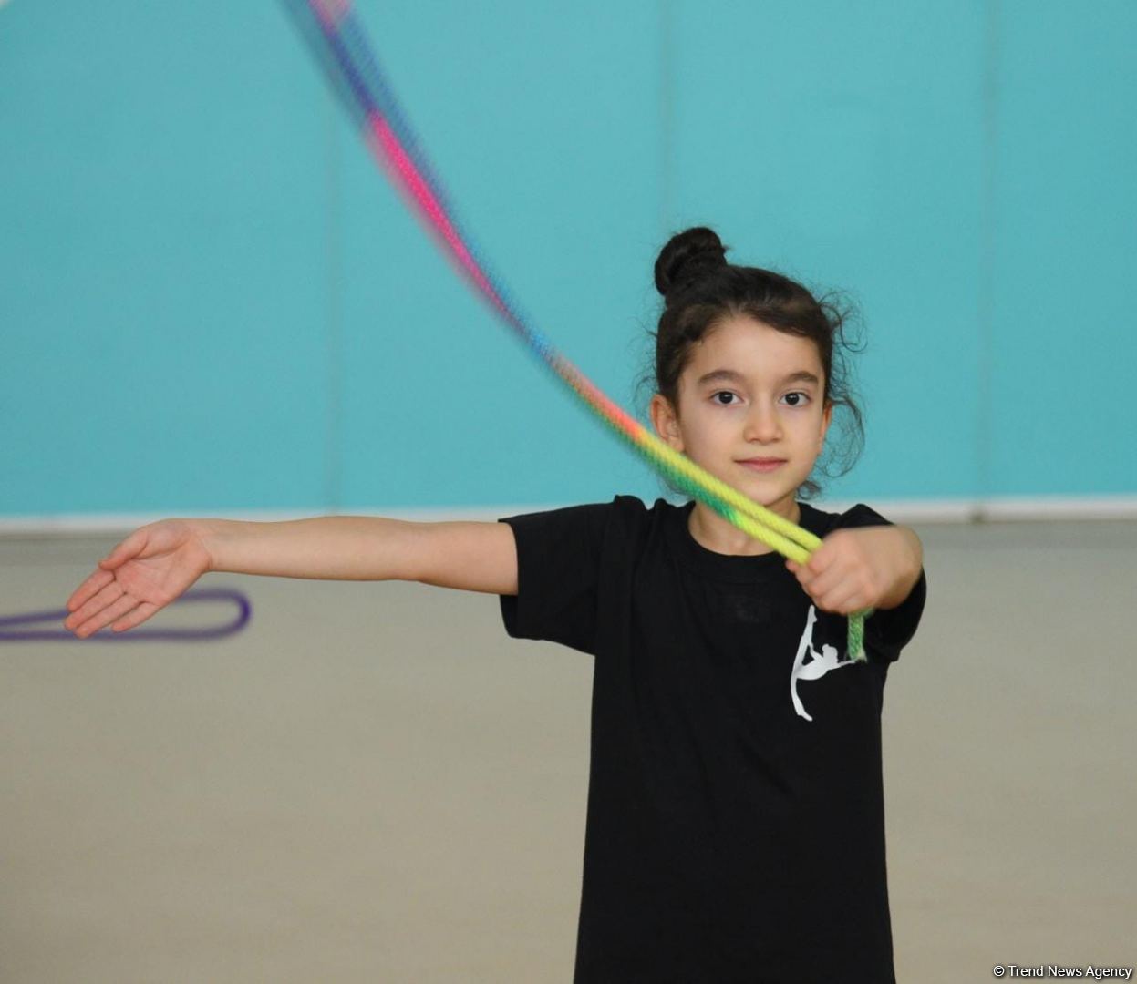 Şəmkir və Sumqayıtdan olan gimnast qızlar təlim-məşq toplanışı üçün Bakıya gəliblər (FOTO)