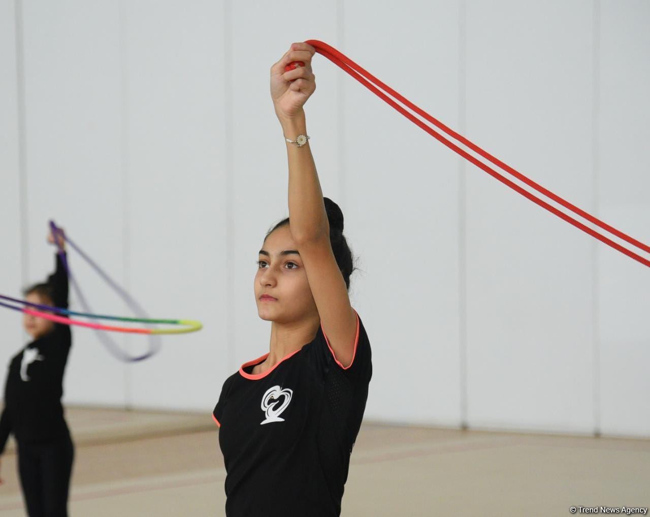 Şəmkir və Sumqayıtdan olan gimnast qızlar təlim-məşq toplanışı üçün Bakıya gəliblər (FOTO)