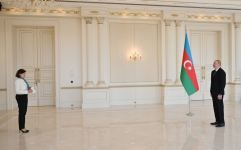 Prezident İlham Əliyev Fransanın Azərbaycanda yeni təyin olunan səfirinin etimadnaməsini qəbul edib (FOTO/VİDEO) (YENİLƏNİB)