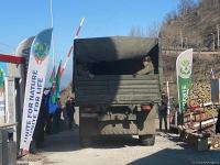 Sülhməramlılara aid iki avtomobil Laçın yolundan keçib (FOTO)