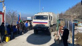 Rusiya sülhməramlılarına aid daha 11 avtomobil Laçın yolundan keçib (FOTO)