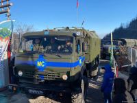 Rusiya sülhməramlılarına aid daha iki avtomobil Laçın yolundan keçib (FOTO)