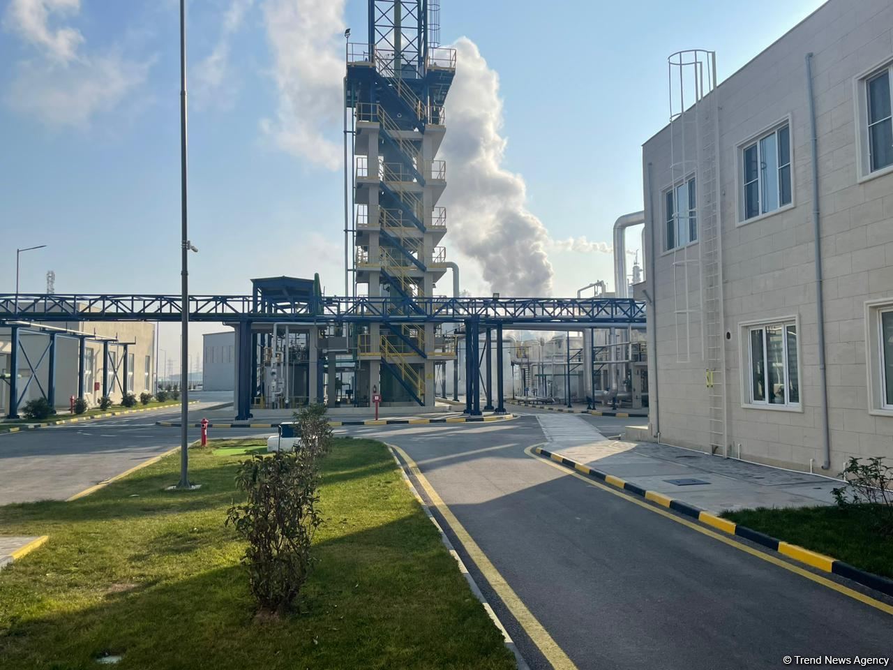 Azərbaycan Gürcüstana sulfat turşusu ixracına başlayacaq (FOTO)