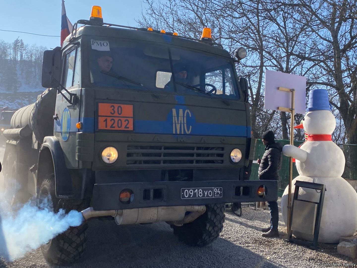 Rusiya sülhməramlılarına aid daha 9 avtomobil Laçın yolundan keçib (FOTO)
