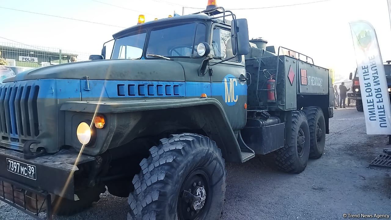 Rusiya sülhməramlılarına aid daha 7 avtomobil Laçın yolundan keçib (FOTO)