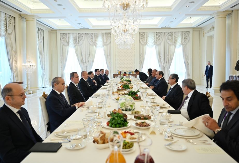 Prezident İlham Əliyevin adından Misir Prezidentinin şərəfinə nahar verilib (VİDEO)