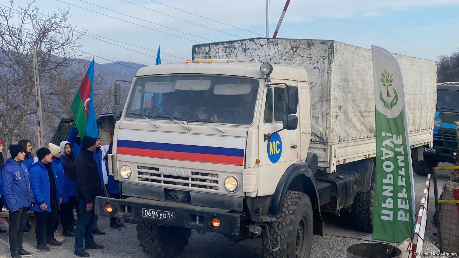 Rusiya sülhməramlılarına aid daha 4 avtomobil Laçın yolundan keçib (FOTO)