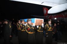 Səfirliyə hücum zamanı şəhid olan Orxan Əsgərovun cənazəsi ailəsinə təhvil verildi (FOTO/VİDEO)
