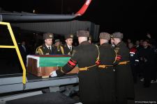 Səfirliyə hücum zamanı şəhid olan Orxan Əsgərovun cənazəsi ailəsinə təhvil verildi (FOTO/VİDEO)