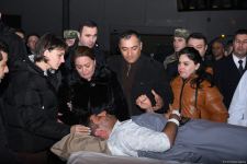 Səfirliyə hücum zamanı yaralananlar təcili yardım maşınları ilə təxliyyə edilib (FOTO/VİDEO) (ƏLAVƏ OLUNUB)