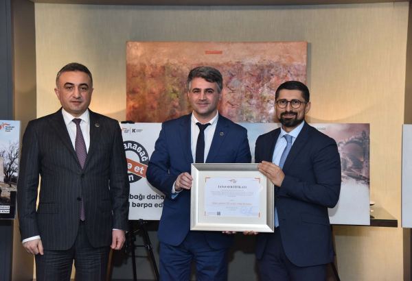 Qarabağ Dirçəliş Fonduna ianə edən Vəkillər Kollegiyasının üzvlərinə ianə sertifikatları təqdim edilib (FOTO)